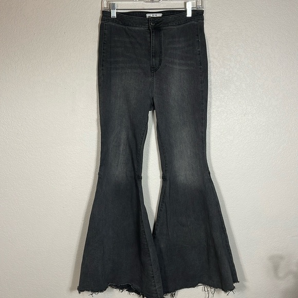 Free People - Just Float On Flare Jeans Washed Black Size 29 - Picture 6 of 14